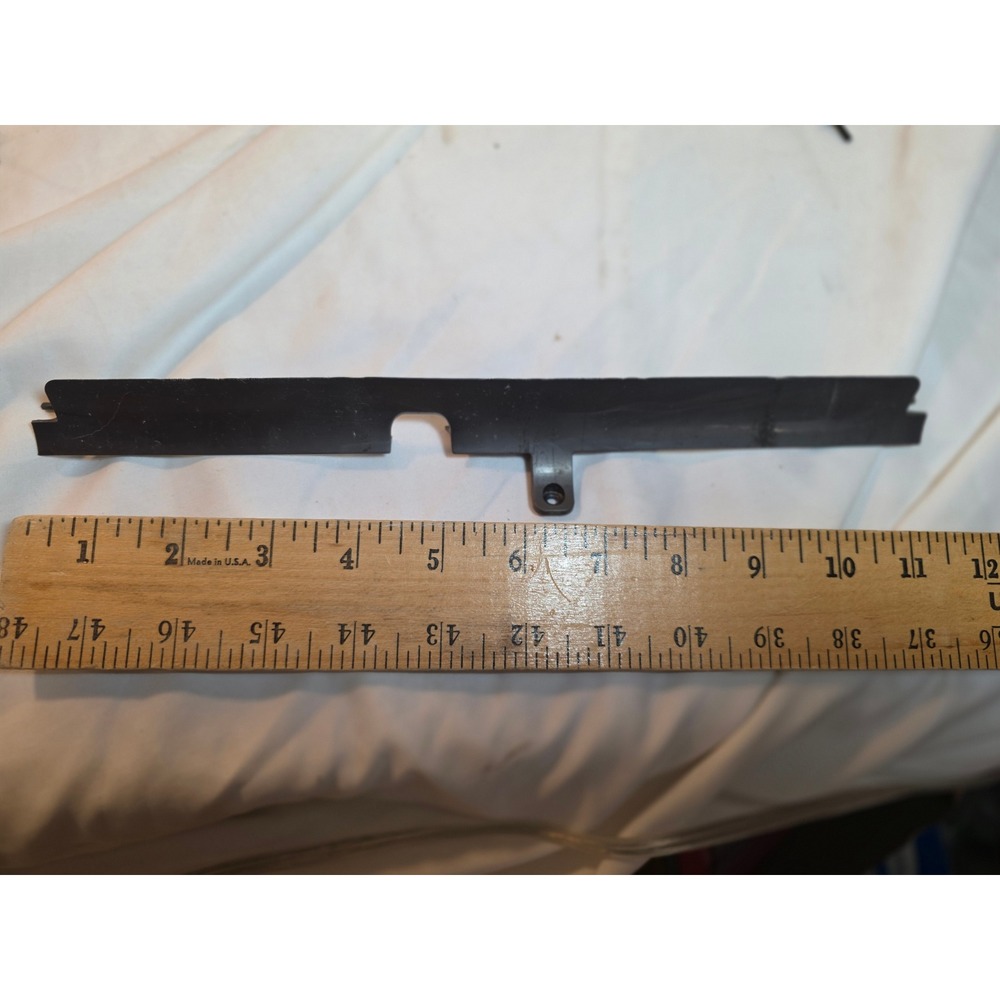 Dyson DC40 Vacuum Cleaner Replacement Part Black Plastic Component Strip
